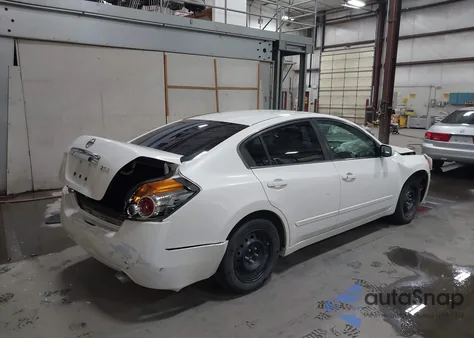 2011 Nissan Altima 2.5 S z USA, uszkodzony, nr VIN 1N4AL2AP7BN438674